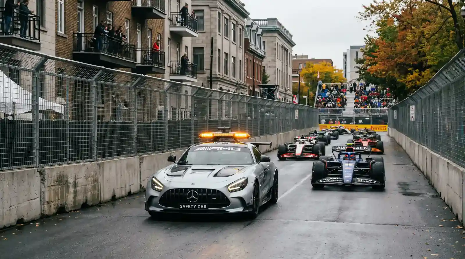 Safety car води групата в Канадското Гран При