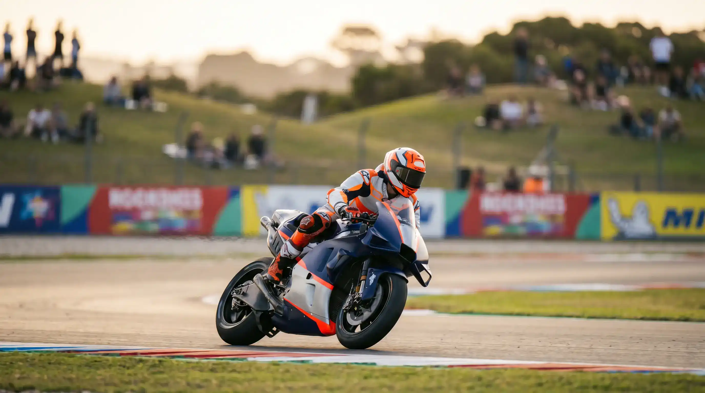 MotoGP петъчна тренировка на пистата